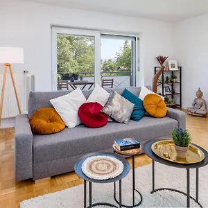 Apartment Eg Links-wunderschöne 70m Große 2-zimmer City Nähe Salzburg, Freilassing